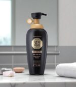 Daeng Gi Meo Ri Oriental Special Shampoo – Intensive Herbal Scalp Care 500ml - Image 2
