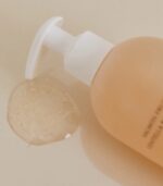 Heveblue – Salmon Fruity Centella Body Wash – Soothing & Hydrating Body Cleanser 300ml - Image 4