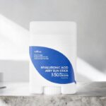 Isntree – Hyaluronic Acid Airy Sun Stick SPF50+ PA++++ – Hydrating & Lightweight Sun Protection 22 g