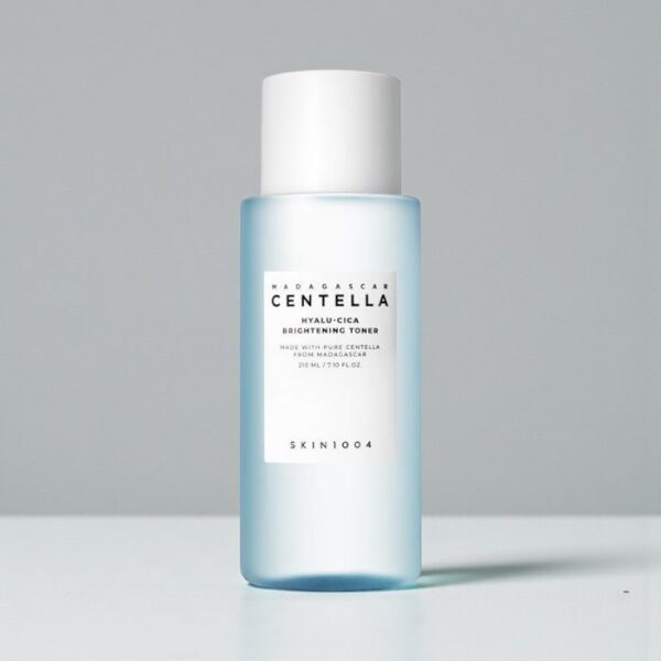 Madagascar Centella Hyalu-Cica Brightening Toner