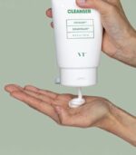 VT Cosmetics - Cica Mild Foam Cleanser - Gentle Calming Daily Cleanser 300ml - Image 2