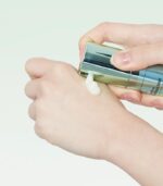 VT Cosmetics - Reti-A Reedle Shot 100 - Gentle Retinol Micro-Needling Serum 50ml - Image 2