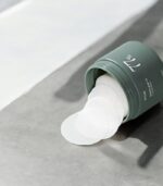 Anua - Heartleaf 77% Clear Pad - Calming Toner Pads for Clear and Balanced Skin 70ks - Image 4