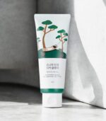 Round Lab Pine Calming Cica Cleanser – Gentle Soothing Face Wash 150 ml