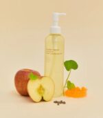 Heveblue – Salmon Caring Centella Light Cleansing Oil – Gentle Makeup & Impurity Remover 250ml - Image 4