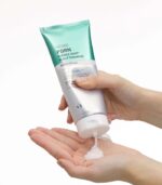 VT Cosmetics - PDRN Reedle Shot Scalp Shampoo - Scalp Repair & Strengthening Shampoo 200ml - Image 2