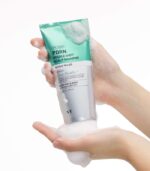 VT Cosmetics - PDRN Reedle Shot Scalp Shampoo - Scalp Repair & Strengthening Shampoo 200ml - Image 3