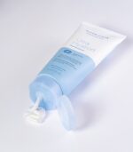 Missha Super Aqua Ultra Hyalron Foaming Cleanser – Hydrating Daily Foam Cleanser for Soft Skin 200ml - Image 2